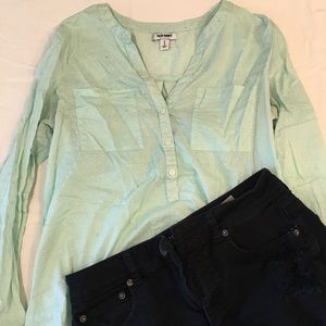Cute mint green top